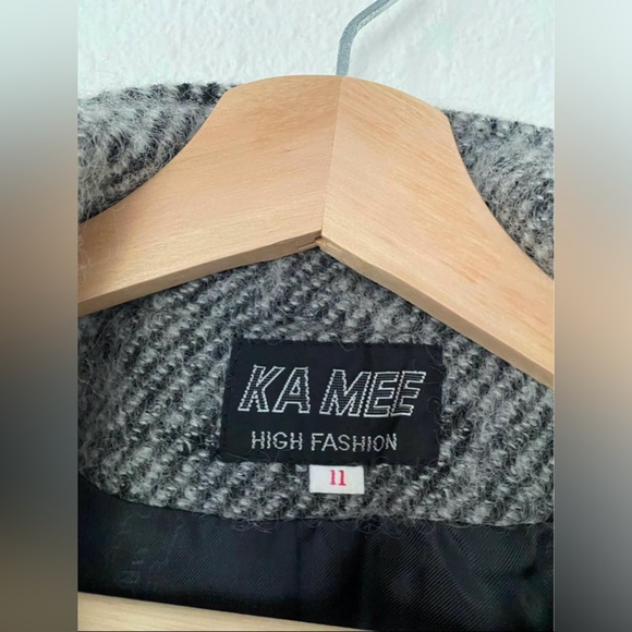 Double Breasted Boxy Grey Coat - Picture 8 of 9